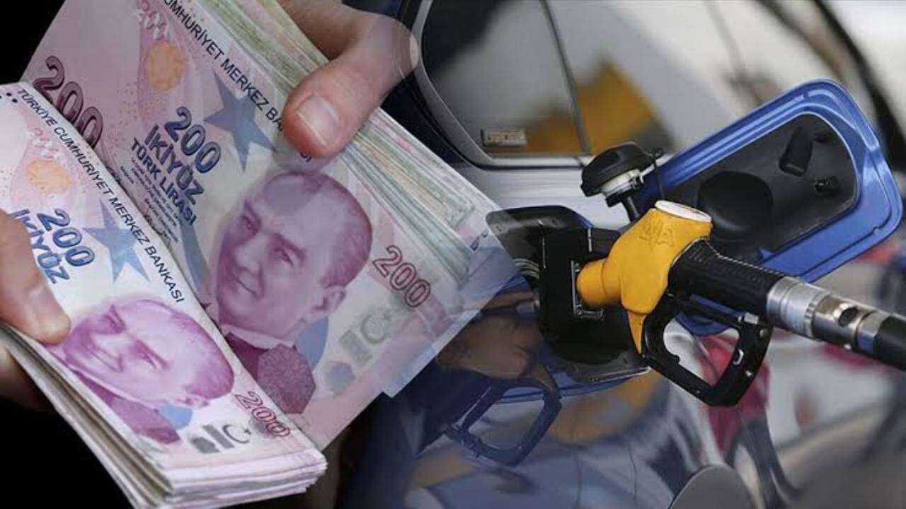 Sürücüler dikkat: Gece yarısı depoları doldurmayın, fiyatlar 4,30 TL birden düşüyor! 19 Ekim İstanbul, Ankara, İzmir akaryakıt fiyatları 8